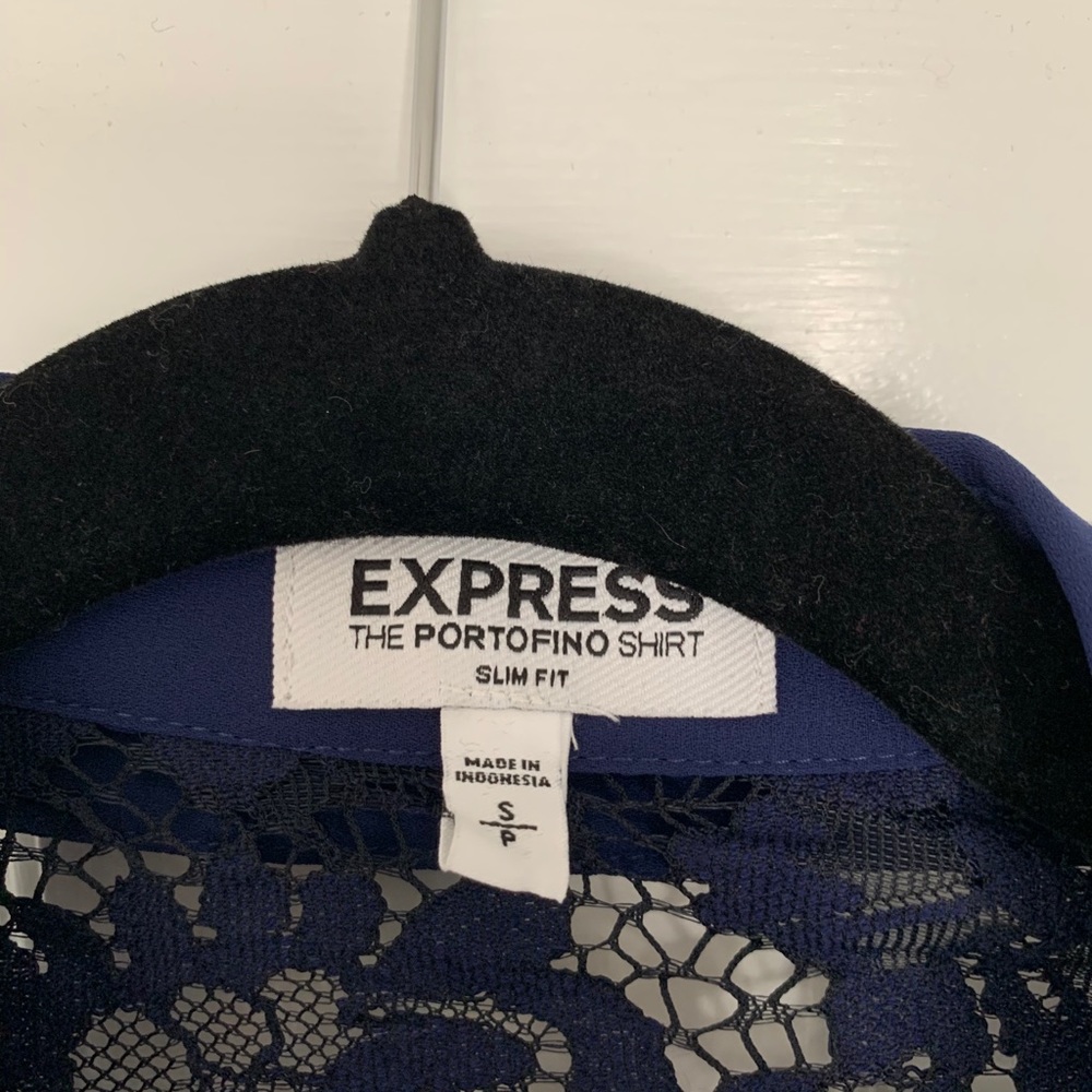 Express Blouse - Picture 2 of 5